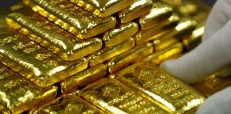 Gold stands to gain further on trade uncertainty