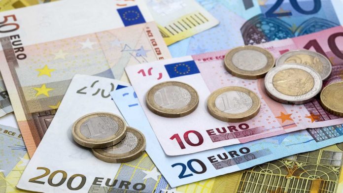 EURUSD lifted by European economic data