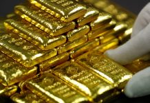 Gold rallies to seven-year highs on geopolitics
