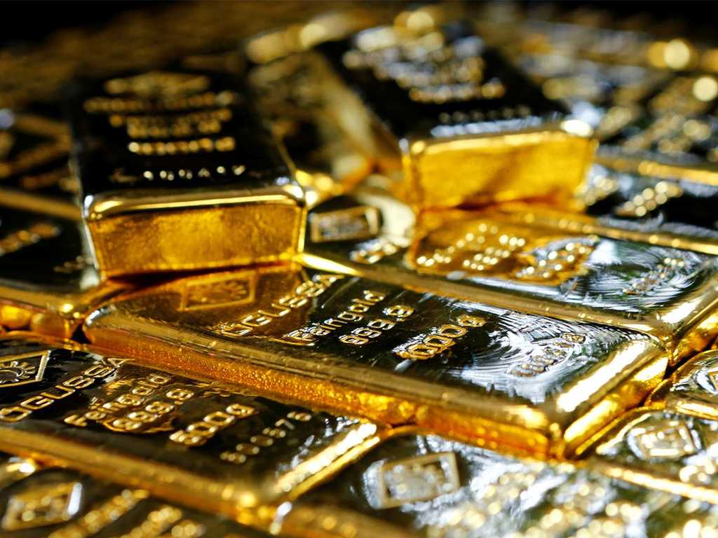 The precious metal may yet make a decisive break above the $1,700 level in the medium term